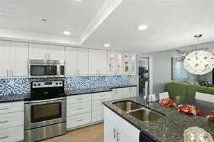 2675 Gulf of Mexico Dr, Longboat Key, FL 34228 - Photo 17