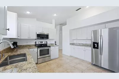 4506 Sanibel Way, Bradenton, FL 34203 - Photo 15