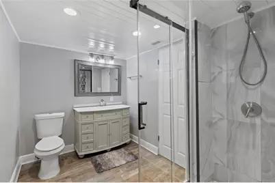 15437 Bedford Circle W, Clearwater, FL 33764 - Photo 11