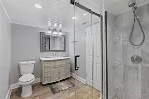 15437 Bedford Cir W, Clearwater, FL 33764 - Photo 11