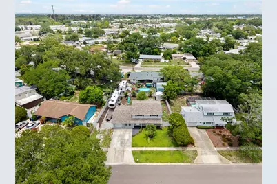 15437 Bedford Circle W, Clearwater, FL 33764 - Photo 25