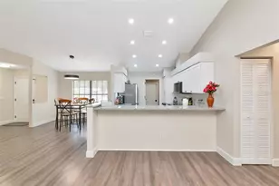 6104 26th Ave E, Bradenton, FL 34208 - Photo 11
