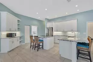 2309 45th Ct W, Bradenton, FL 34209 - Photo 3