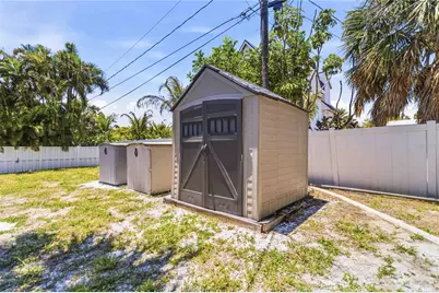 306 Palm Avenue, Anna Maria, FL 34216 - Photo 37