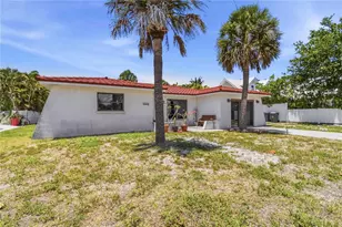 306 Palm Ave, Anna Maria, FL 34216 - Photo 5