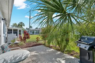 5996 Hibiscus Dr, Bradenton, FL 34207 - Photo 37