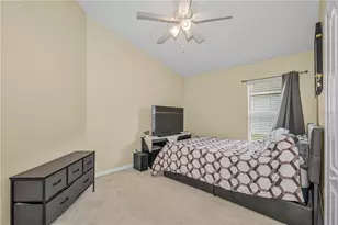 7601 Merchantville Cir, Zephyrhills, FL 33540 - Photo 33