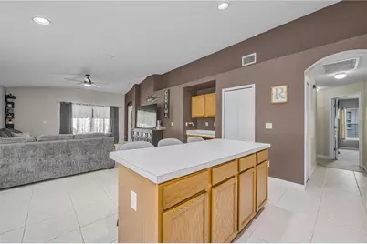 7601 Merchantville Circle, Zephyrhills, FL 33540 - Photo 15