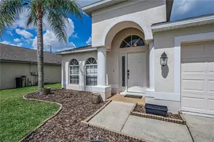 7601 Merchantville Cir, Zephyrhills, FL 33540 - Photo 5