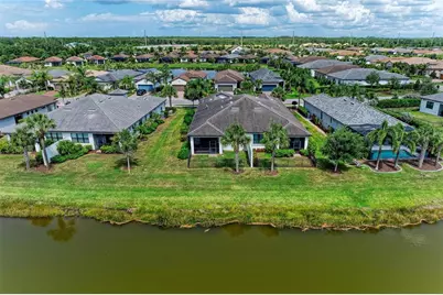 7018 Holbrook Cove, Bradenton, FL 34202 - Photo 3