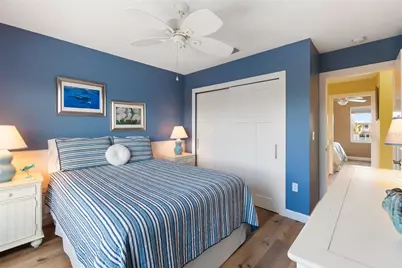 117 51st Street, Holmes Beach, FL 34217 - Photo 33