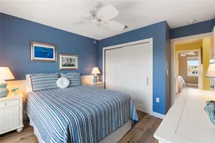117 51st St, Holmes Beach, FL 34217 - Photo 33