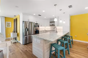 117 51st St, Holmes Beach, FL 34217 - Photo 11