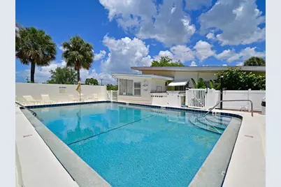 170 Roosevelt Drive #8, Sarasota, FL 34236 - Photo 13