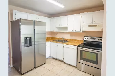 305 30th Avenue W #A207, Bradenton, FL 34205 - Photo 17