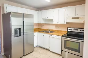 305 30th Ave W, Bradenton, FL 34205 - Photo 17