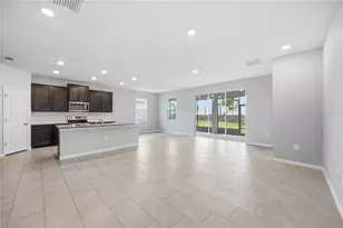 5719 Woodland Sage Dr, Sarasota, FL 34238 - Photo 9