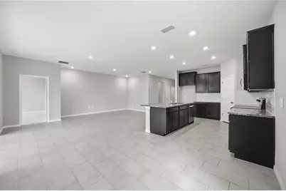 5719 Woodland Sage Drive, Sarasota, FL 34238 - Photo 11