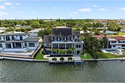 6438 Hollywood Boulevard, Sarasota, FL 34231 - Photo 5