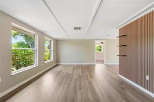 5984 Diana Rd, Venice, FL 34293 - Photo 7