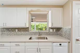 5984 Diana Rd, Venice, FL 34293 - Photo 13