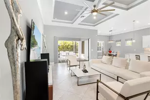 825 Seascape Pl, Sarasota, FL 34240 - Photo 23