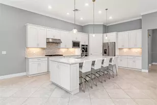 825 Seascape Pl, Sarasota, FL 34240 - Photo 35