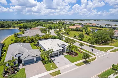825 Seascape Place, Sarasota, FL 34240 - Photo 9