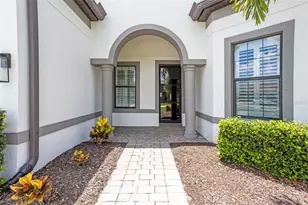 825 Seascape Pl, Sarasota, FL 34240 - Photo 7