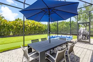 825 Seascape Pl, Sarasota, FL 34240 - Photo 41