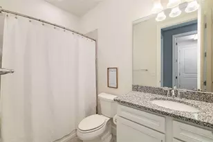 825 Seascape Pl, Sarasota, FL 34240 - Photo 61