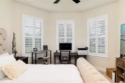 825 Seascape Place, Sarasota, FL 34240 - Photo 17