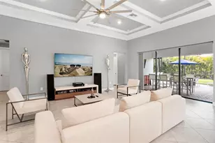 825 Seascape Pl, Sarasota, FL 34240 - Photo 25