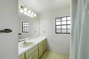 9704 25th St E, Parrish, FL 34219 - Photo 33