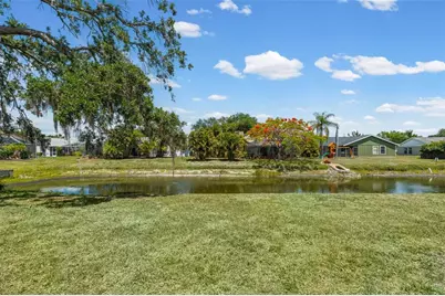 7807 38th Court E, Sarasota, FL 34243 - Photo 43