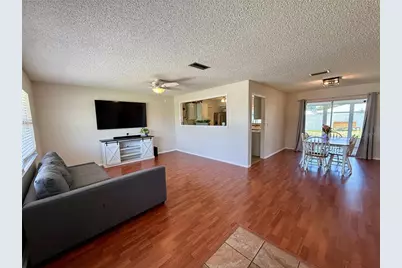 3607 Cambridge Dr W, Bradenton, FL 34205 - Photo 9
