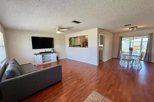 3607 Cambridge Dr W, Bradenton, FL 34205 - Photo 9