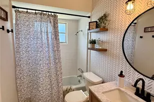 3607 Cambridge Dr W, Bradenton, FL 34205 - Photo 17