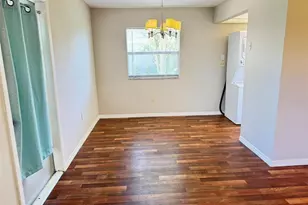 201 Kings Blvd, Sun City Center, FL 33573 - Photo 5