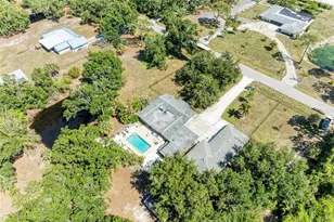 2515 49th St, Sarasota, FL 34234 - Photo 7