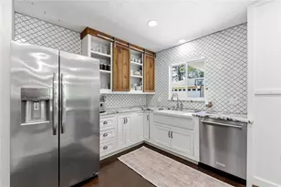 2515 49th St, Sarasota, FL 34234 - Photo 29