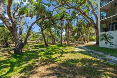 2746 Orchid Oaks Drive #301, Sarasota, FL 34239 - Photo 43