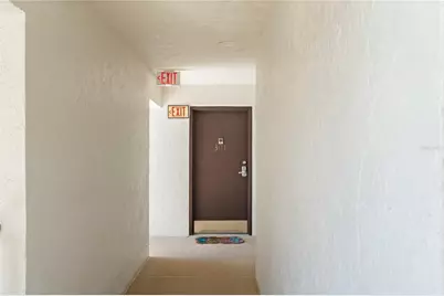 2746 Orchid Oaks Drive #301, Sarasota, FL 34239 - Photo 51