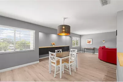 2746 Orchid Oaks Drive #301, Sarasota, FL 34239 - Photo 5
