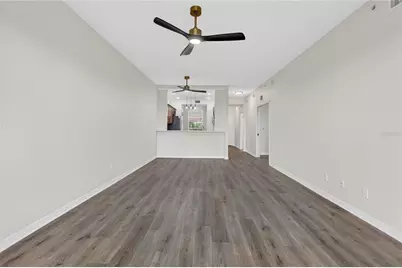 915 Fairwaycove Lane #101, Bradenton, FL 34212 - Photo 11