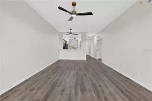 915 Fairwaycove Ln, Bradenton, FL 34212 - Photo 11