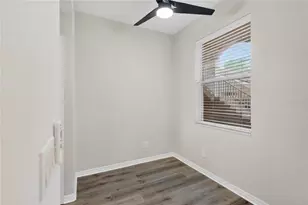 915 Fairwaycove Ln, Bradenton, FL 34212 - Photo 35
