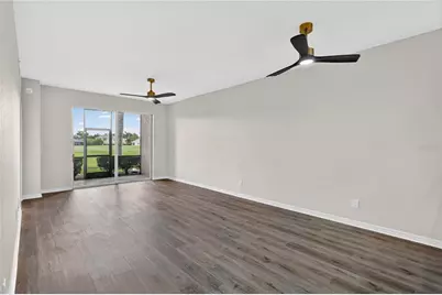 915 Fairwaycove Lane #101, Bradenton, FL 34212 - Photo 9