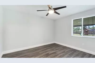 2237 Lockwood Meadows Circle, Sarasota, FL 34234 - Photo 19
