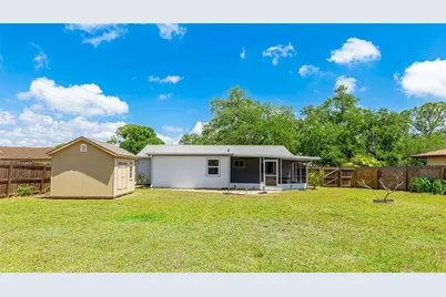 2237 Lockwood Meadows Circle, Sarasota, FL 34234 - Photo 25